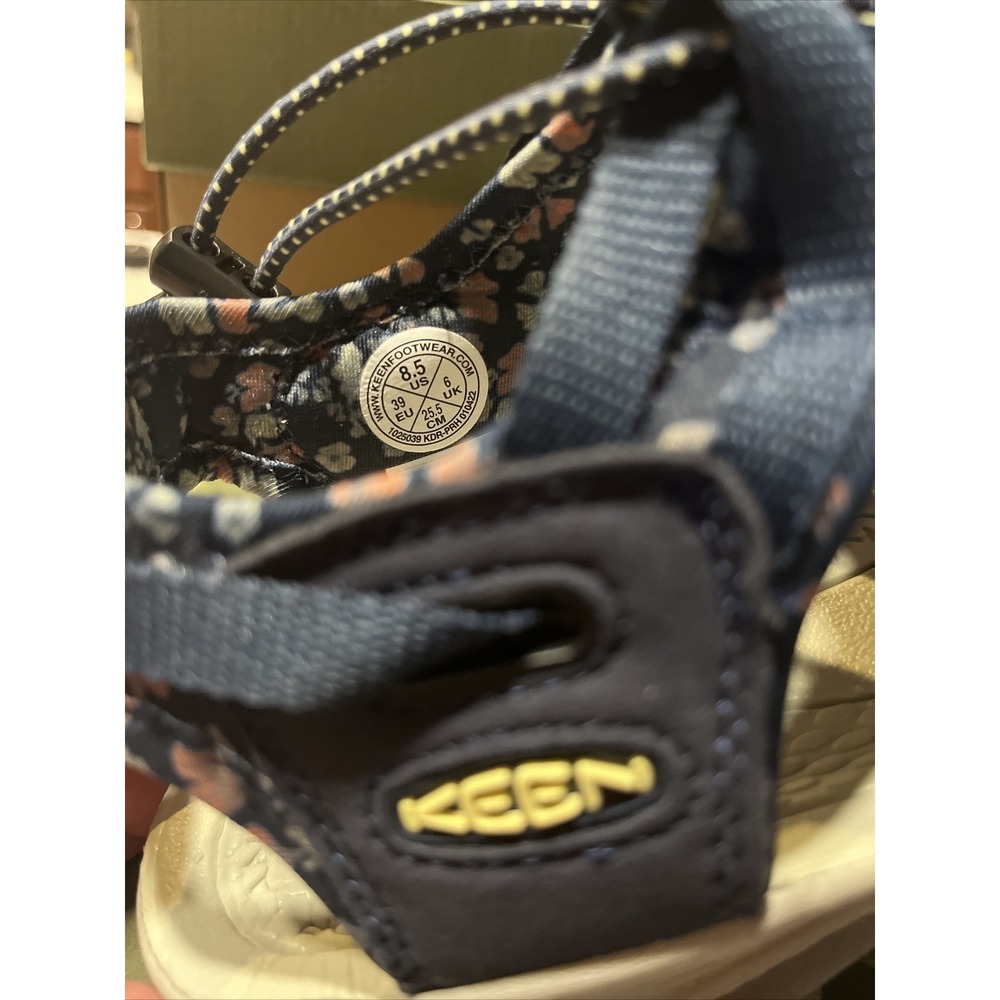 Woman's Sandals KEEN Whisper Size 8.5 NEW IN BOX. Navy/ Birch - Picture 12 of 14